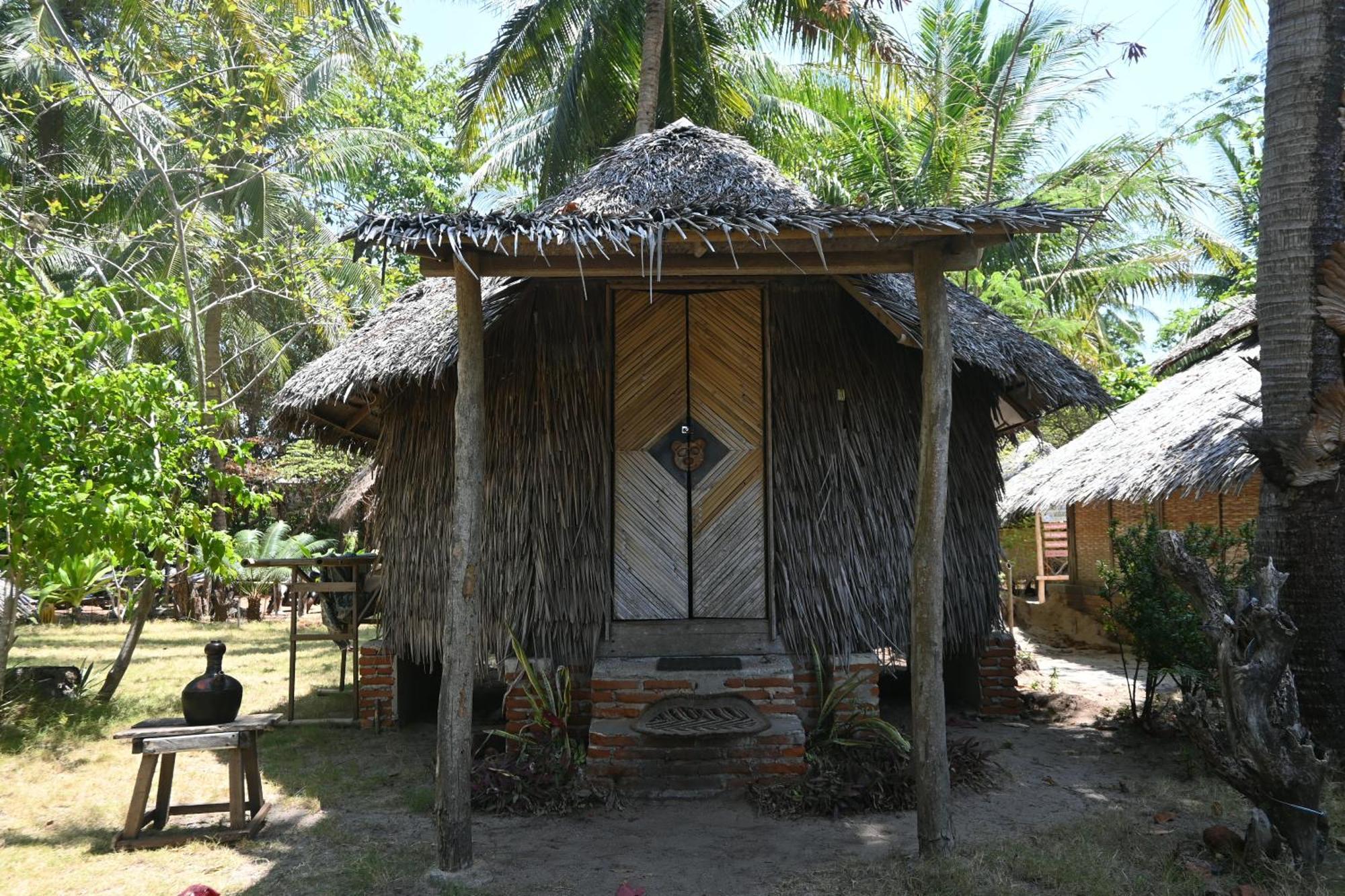 Bunga Jabe Villa Karimunjawa Buitenkant foto