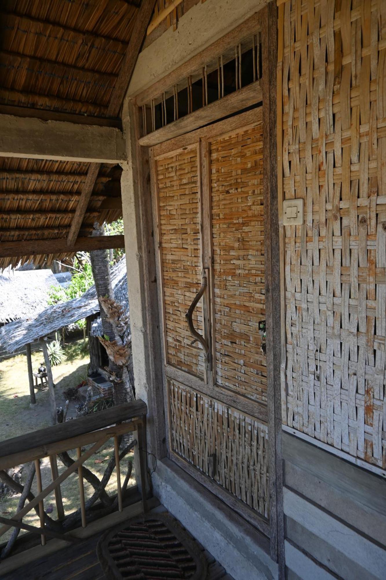 Bunga Jabe Villa Karimunjawa Buitenkant foto